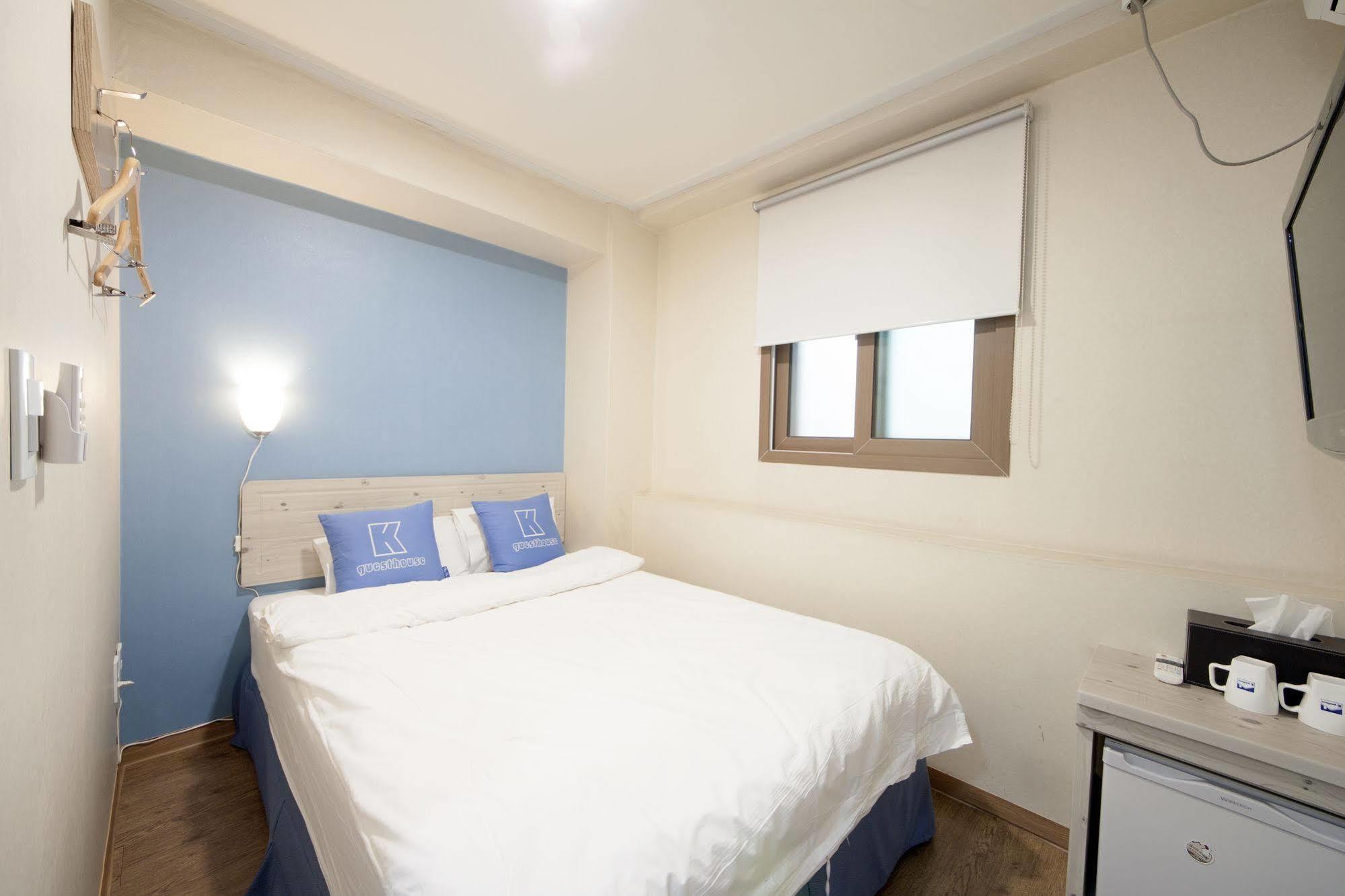 K-Guesthouse Sinchon 2 Séoul Extérieur photo